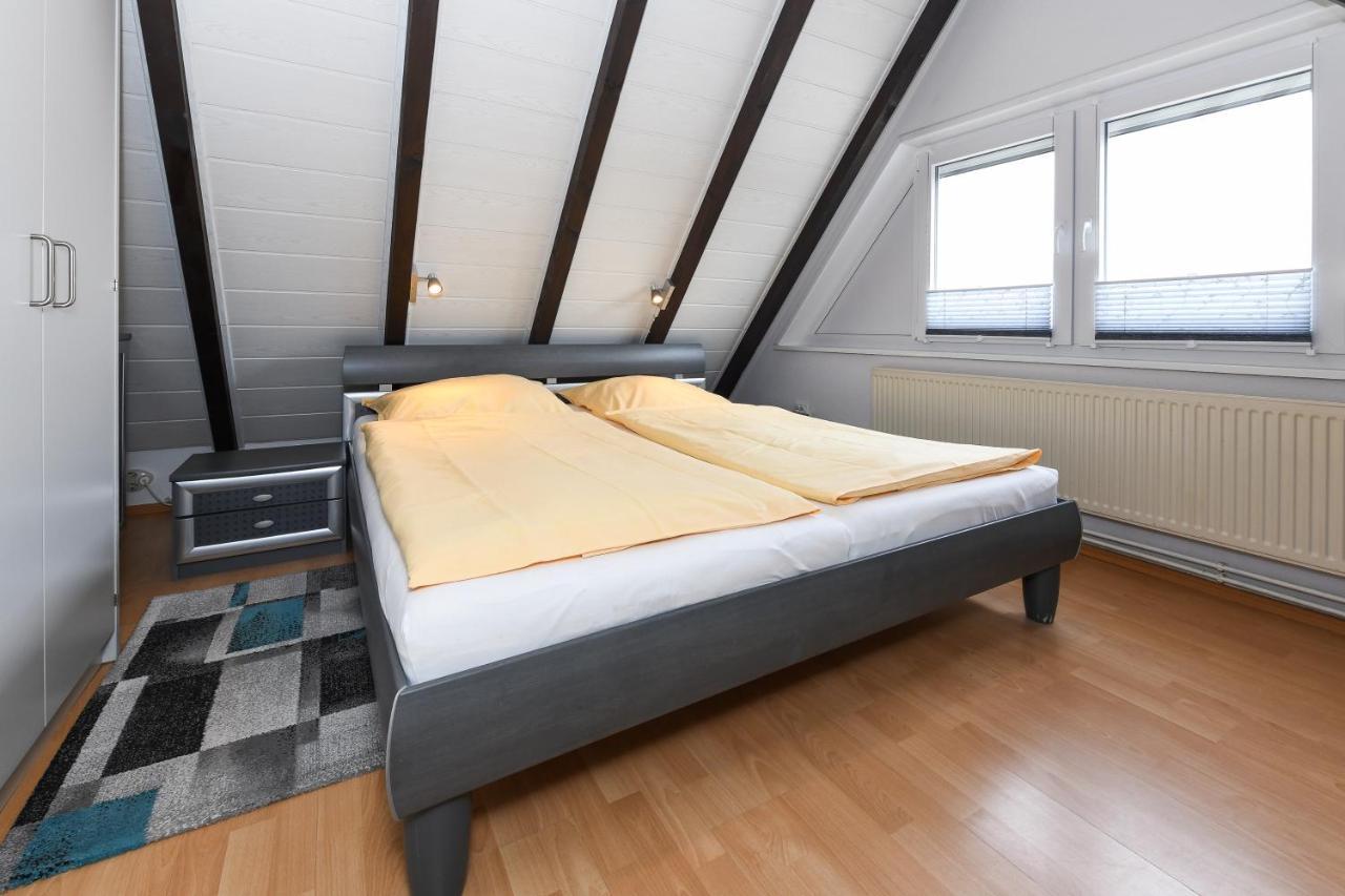 Haus Nordseepferdchen Bensersiel Exterior foto